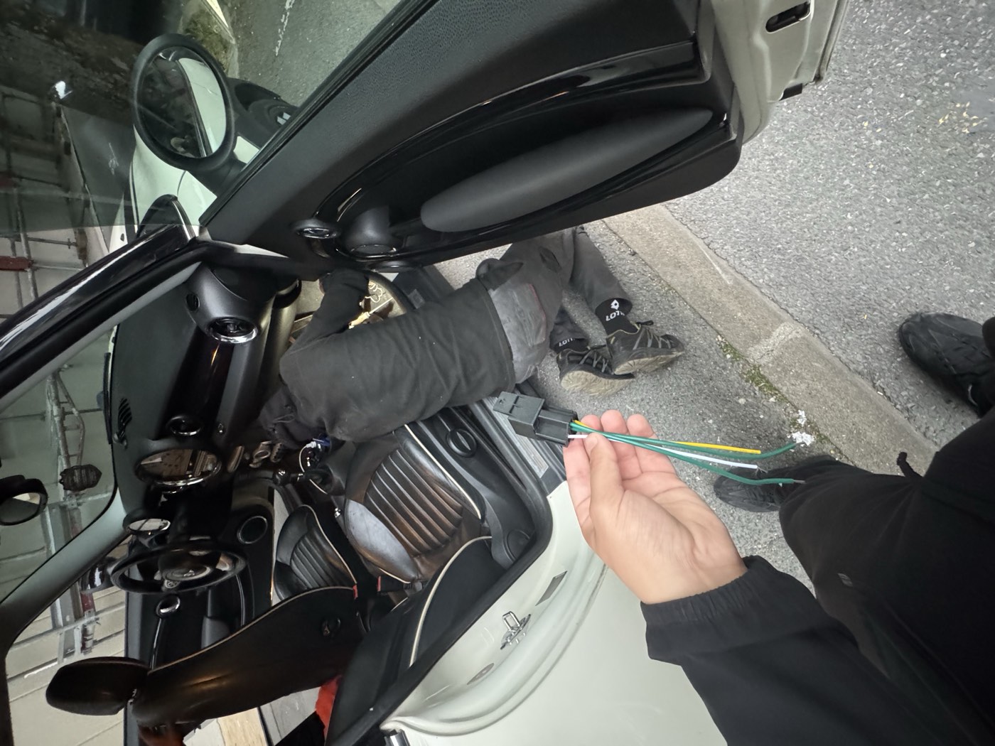 Installation traceur GPS Mini Cooper